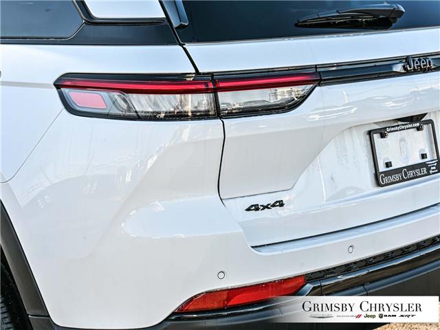 2025 Jeep Grand Cherokee Laredo (Stk: N25206) in Grimsby - Image 10 of 31