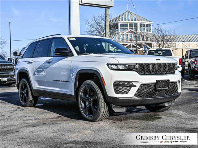 2025 Jeep Grand Cherokee Laredo (Stk: N25206) in Grimsby - Image 13 of 31
