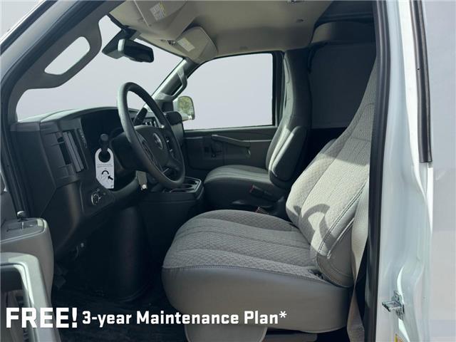 2025 GMC Savana 3500 Work Van (Stk: 360380) in AIRDRIE - Image 9 of 15