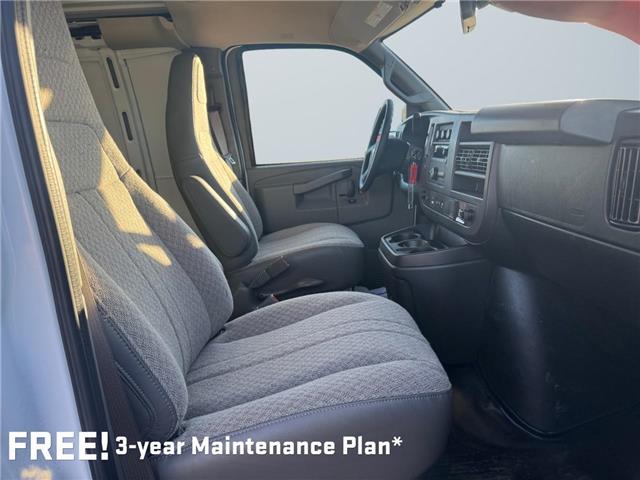2025 Chevrolet Express 3500 Work Van (Stk: 219459) in AIRDRIE - Image 15 of 15