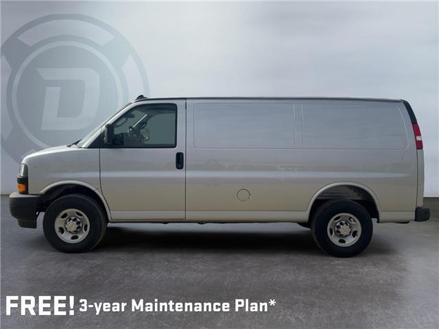 2025 Chevrolet Express 3500 Work Van (Stk: 219513) in AIRDRIE - Image 2 of 15