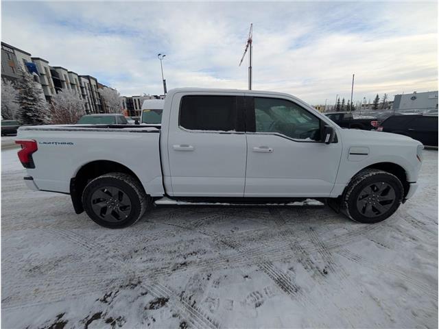 2023 Ford F-150 Lightning XLT (Stk: 19298) in Calgary - Image 6 of 24
