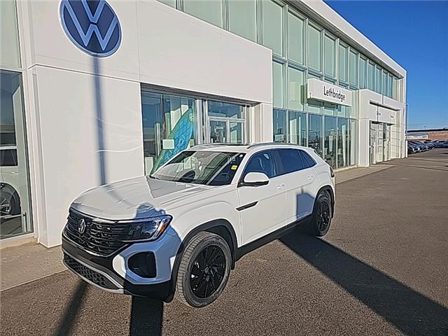 2026 Volkswagen Atlas Cross Sport 2.0 TSI Highline (Stk: 26315) in Lethbridge - Image 1 of 25