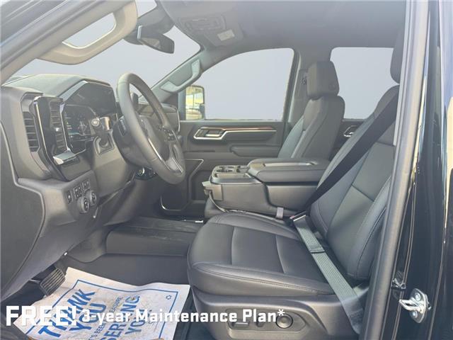 2025 Chevrolet Silverado 3500HD LT (Stk: 360446) in AIRDRIE - Image 9 of 15