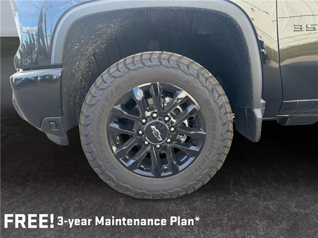 2025 Chevrolet Silverado 3500HD LT (Stk: 360446) in AIRDRIE - Image 14 of 15