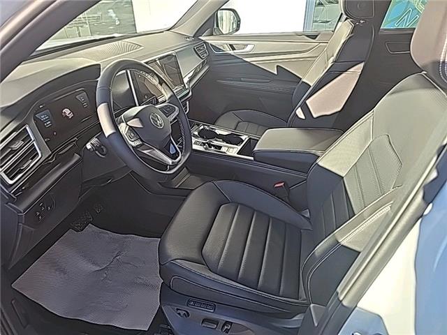 2026 Volkswagen Atlas Cross Sport 2.0 TSI Highline (Stk: 26315) in Lethbridge - Image 10 of 25