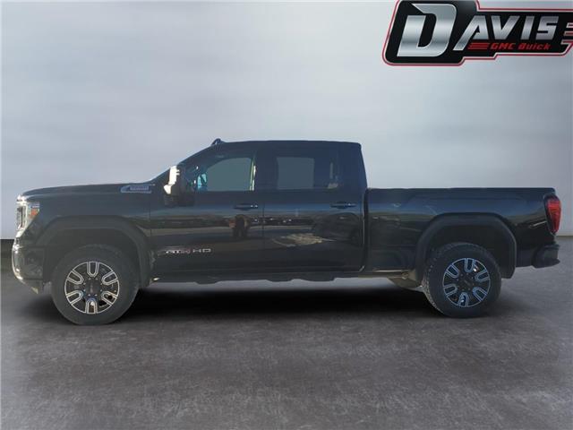 2021 GMC Sierra 2500HD AT4 (Stk: 351565) in Medicine Hat - Image 2 of 15