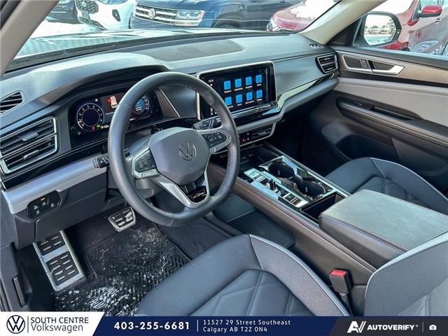 2024 Volkswagen Atlas 2.0 TSI Peak Edition (Stk: SU7692) in Calgary - Image 11 of 23