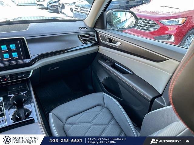 2024 Volkswagen Atlas 2.0 TSI Peak Edition (Stk: SU7692) in Calgary - Image 23 of 23