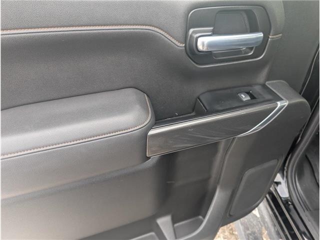 2020 GMC Sierra 1500 AT4 (Stk: S-1911A) in Calgary - Image 17 of 28