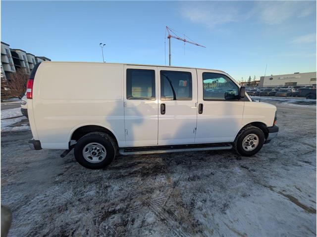 2023 GMC Savana 2500 Work Van (Stk: 19335) in Calgary - Image 7 of 20