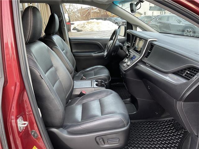 2015 Toyota Sienna  (Stk: 4684) in KITCHENER - Image 11 of 30