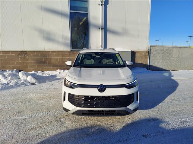 2026 Volkswagen Tiguan Trendline (Stk: 260145) in Regina - Image 2 of 34