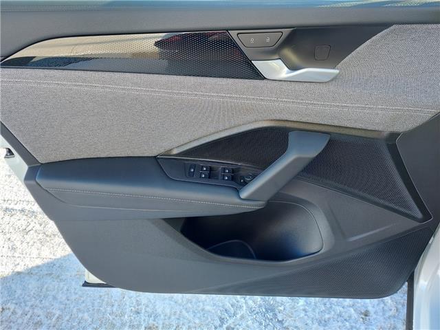 2026 Volkswagen Tiguan Trendline (Stk: 260145) in Regina - Image 14 of 34