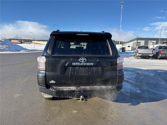 2021 Toyota 4Runner Base (Stk: 5968372M) in Cranbrook - Image 4 of 23