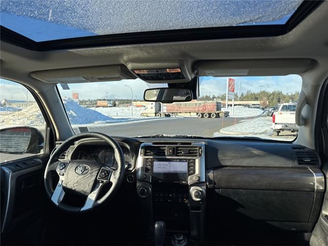 2021 Toyota 4Runner Base (Stk: 5968372M) in Cranbrook - Image 10 of 23