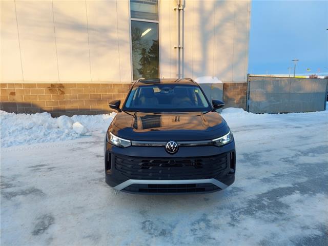 2026 Volkswagen Tiguan Trendline (Stk: 260147) in Regina - Image 2 of 34