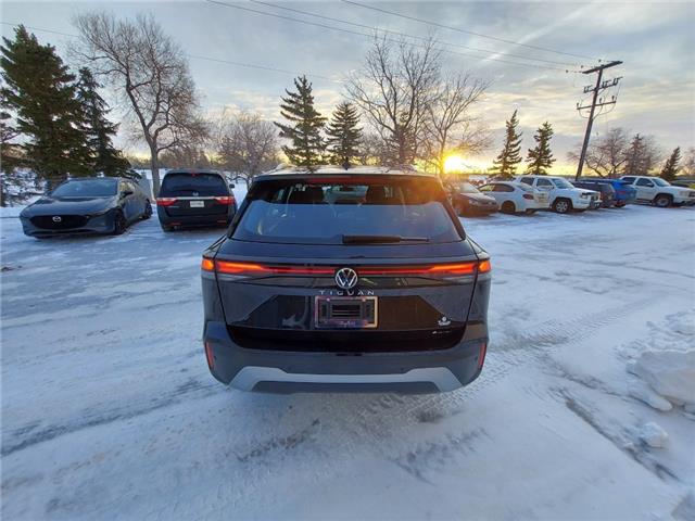 2026 Volkswagen Tiguan Trendline (Stk: 260147) in Regina - Image 12 of 34