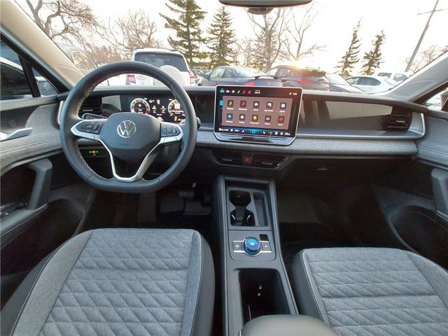 2026 Volkswagen Tiguan Trendline (Stk: 260147) in Regina - Image 20 of 34