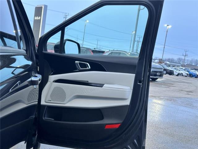 2023 Kia Carnival SX (Stk: S26196A) in Stratford - Image 20 of 30