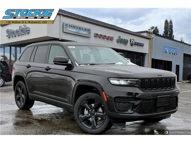 2025 Jeep Grand Cherokee Laredo (Stk: 46430) in Waterloo - Image 1 of 20