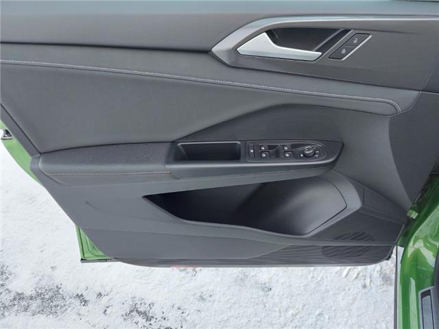 2026 Volkswagen Taos Comfortline Black Edition (Stk: 260153) in Regina - Image 15 of 41