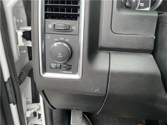 2022 RAM 1500 Classic SLT (Stk: 251615) in Kingston - Image 17 of 25