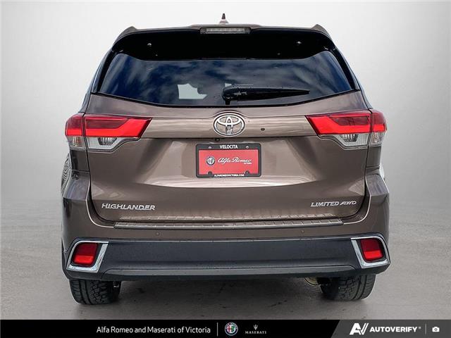 2017 Toyota Highlander Limited (Stk: 911470) in Victoria - Image 5 of 23