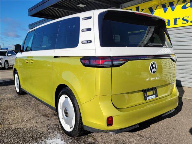 2025 Volkswagen ID. Buzz 1-OWNER | 4-MOTION | NAVI |HEATED LEATHER |360 CAM (Stk: 6398) in St. Catharines - Image 4 of 32