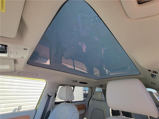 2025 Volkswagen ID. Buzz 1-OWNER | 4-MOTION | NAVI |HEATED LEATHER |360 CAM (Stk: 6398) in St. Catharines - Image 18 of 32