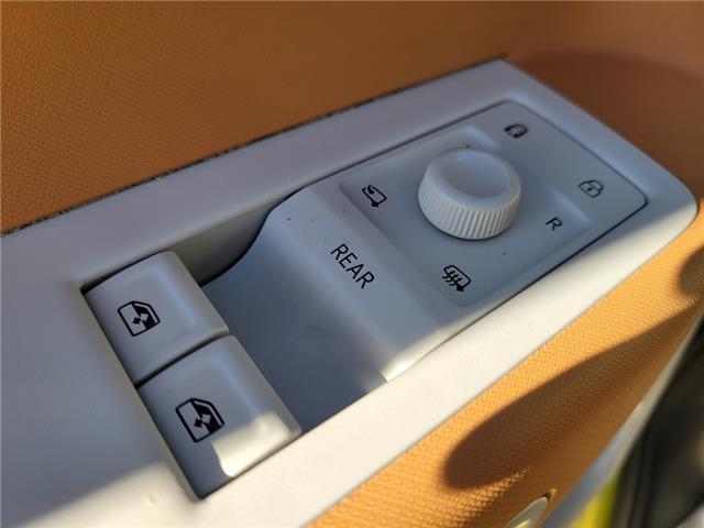 2025 Volkswagen ID. Buzz 1-OWNER | 4-MOTION | NAVI |HEATED LEATHER |360 CAM (Stk: 6398) in St. Catharines - Image 21 of 32