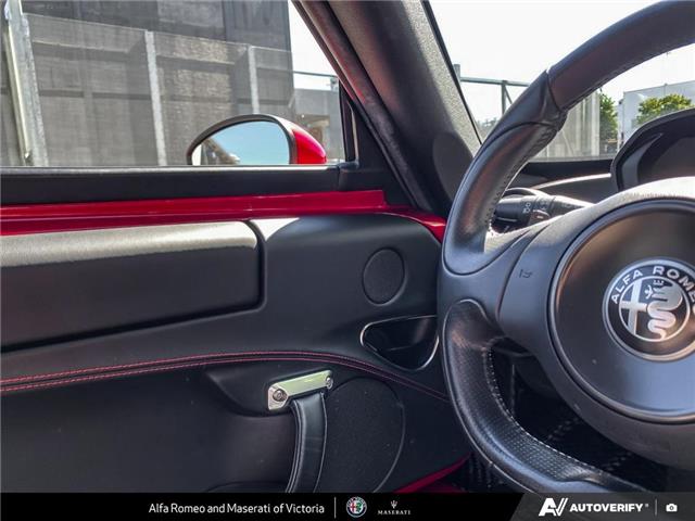 2017 Alfa Romeo 4C Base (Stk: 911720) in Victoria - Image 16 of 22