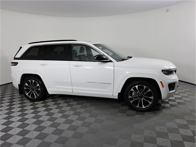 2024 Jeep Grand Cherokee Overland (Stk: B20637) in Calgary - Image 5 of 22