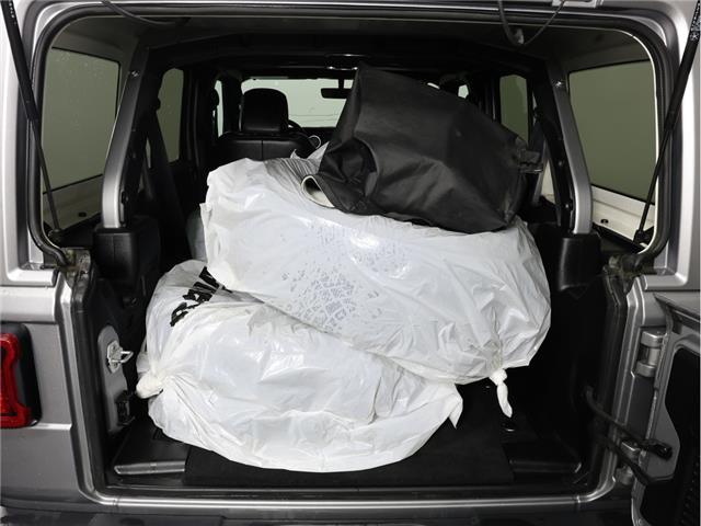 2020 Jeep Wrangler Unlimited Sahara (Stk: A20650) in Calgary - Image 10 of 18