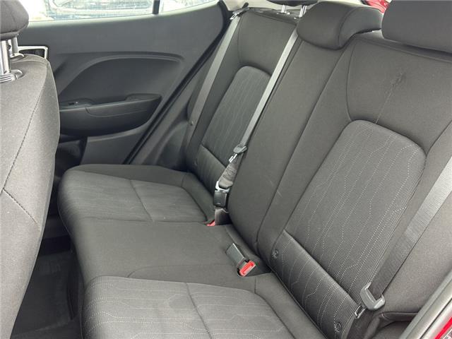 2022 Hyundai Venue Essential w/Two-Tone (Stk: 261524A) in Aurora - Image 11 of 17