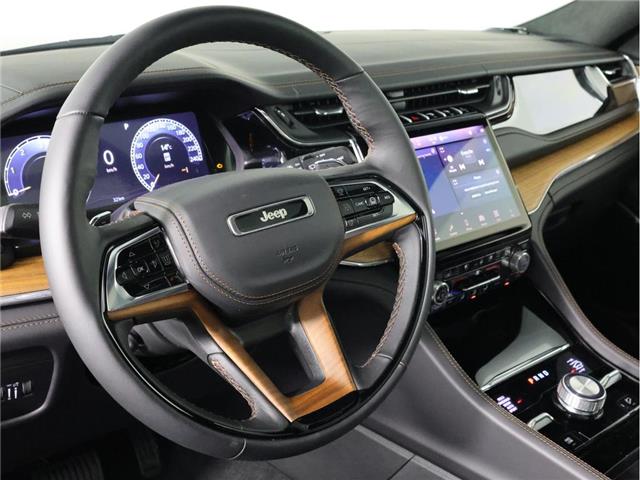2025 Jeep Grand Cherokee L Summit (Stk: 25J267) in Calgary - Image 17 of 21