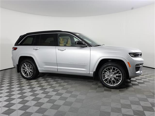 2025 Jeep Grand Cherokee Summit (Stk: 25J259) in Calgary - Image 5 of 20