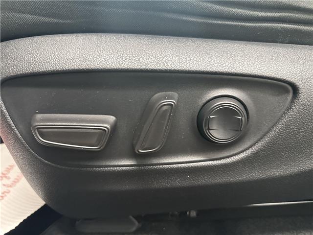 2024 Toyota RAV4 Hybrid XLE (Stk: 11U4310) in Markham - Image 17 of 32