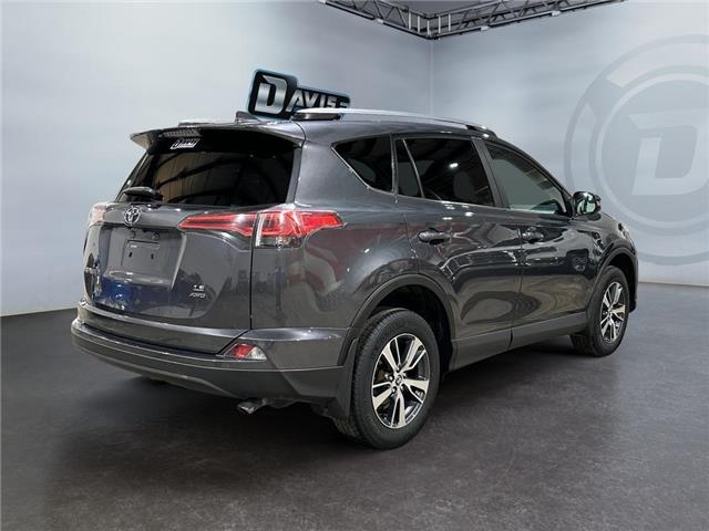 2018 Toyota RAV4 LE (Stk: 40844) in Lethbridge - Image 5 of 15