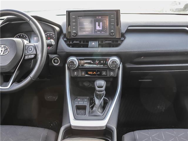 2021 Toyota RAV4 XLE (Stk: 25327A) in Ingersoll - Image 16 of 26