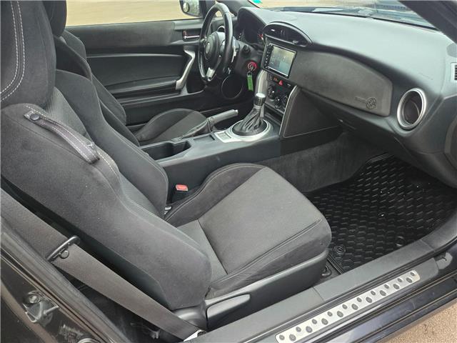 2017 Toyota 86 Base (Stk: A-706860) in Moncton - Image 14 of 17