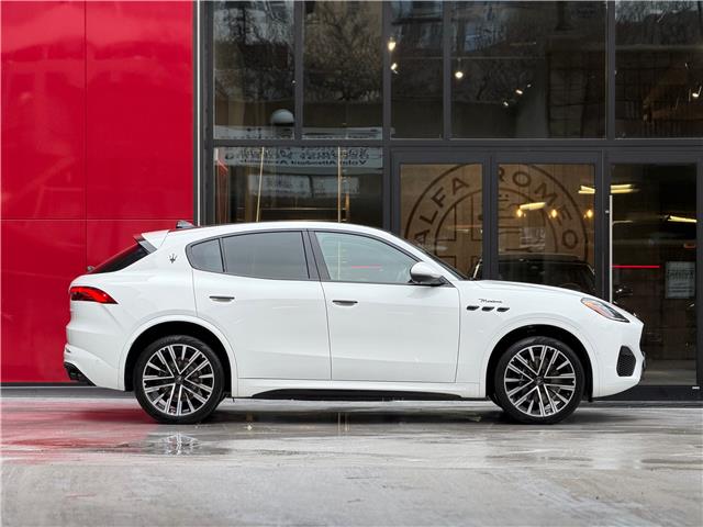 2025 Maserati Grecale Modena (Stk: 440MA) in Toronto - Image 5 of 30