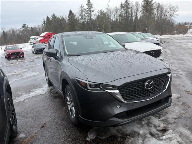2025 Mazda CX-5 GX (Stk: 225-250) in Pembroke - Image 3 of 6
