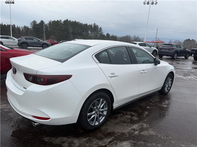 2025 Mazda Mazda3 GX (Stk: 225-243) in Pembroke - Image 4 of 7 2025 Mazda Mazda3 GX (Stk: 225-243) in Pembroke - Image 4 of 7