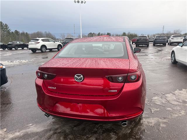 2025 Mazda Mazda3 GX (Stk: 225-244) in Pembroke - Image 5 of 8