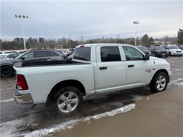 2023 RAM 1500 Classic SLT (Stk: 24698) in Pembroke - Image 10 of 23