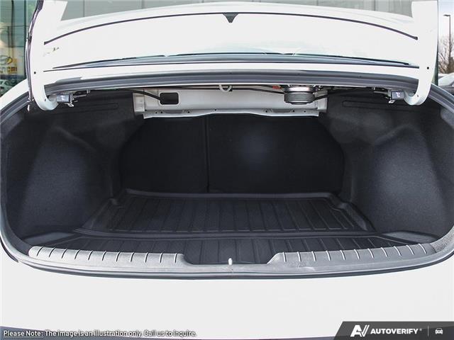 2026 Hyundai Elantra Luxury (Stk: 132160) in London - Image 7 of 25