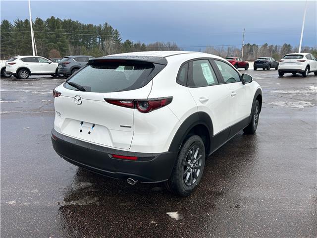 2026 Mazda CX-30 GX (Stk: 226-04) in Pembroke - Image 3 of 5