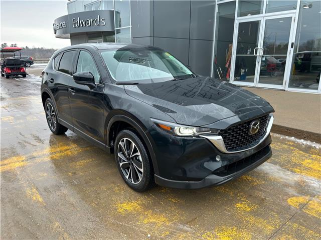2025 Mazda CX-5 GS (Stk: 225-252) in Pembroke - Image 2 of 3