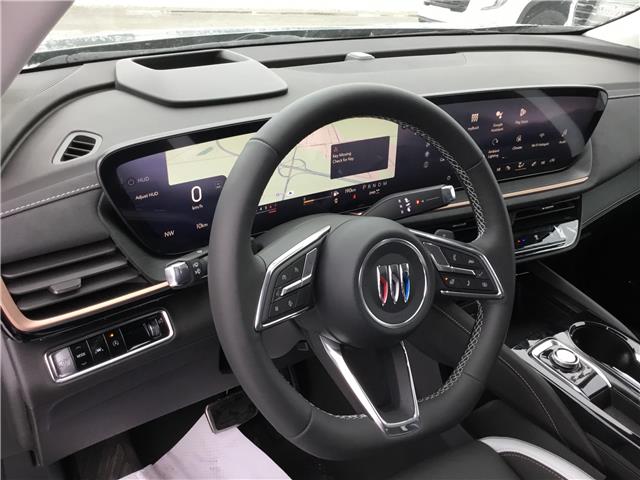 2026 Buick Envision Sport Touring (Stk: 26208) in Cornwall - Image 2 of 13
